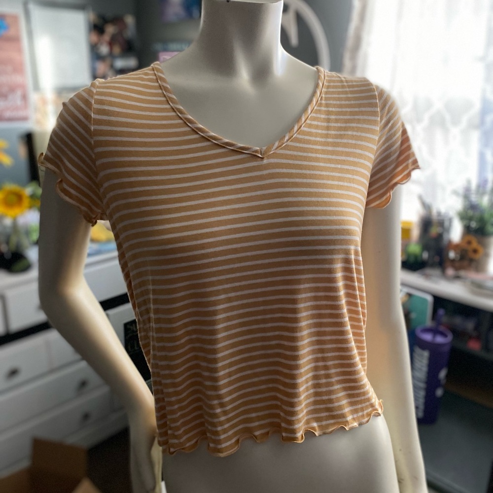 Stripped Yellow cropped shirt